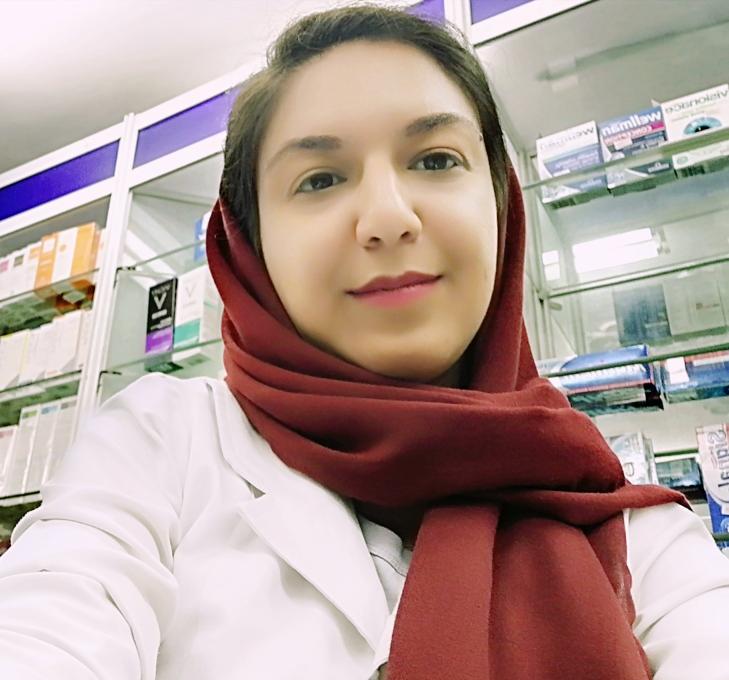 نیلوفر بنداریان