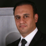 دکتر منصور سعادتی
