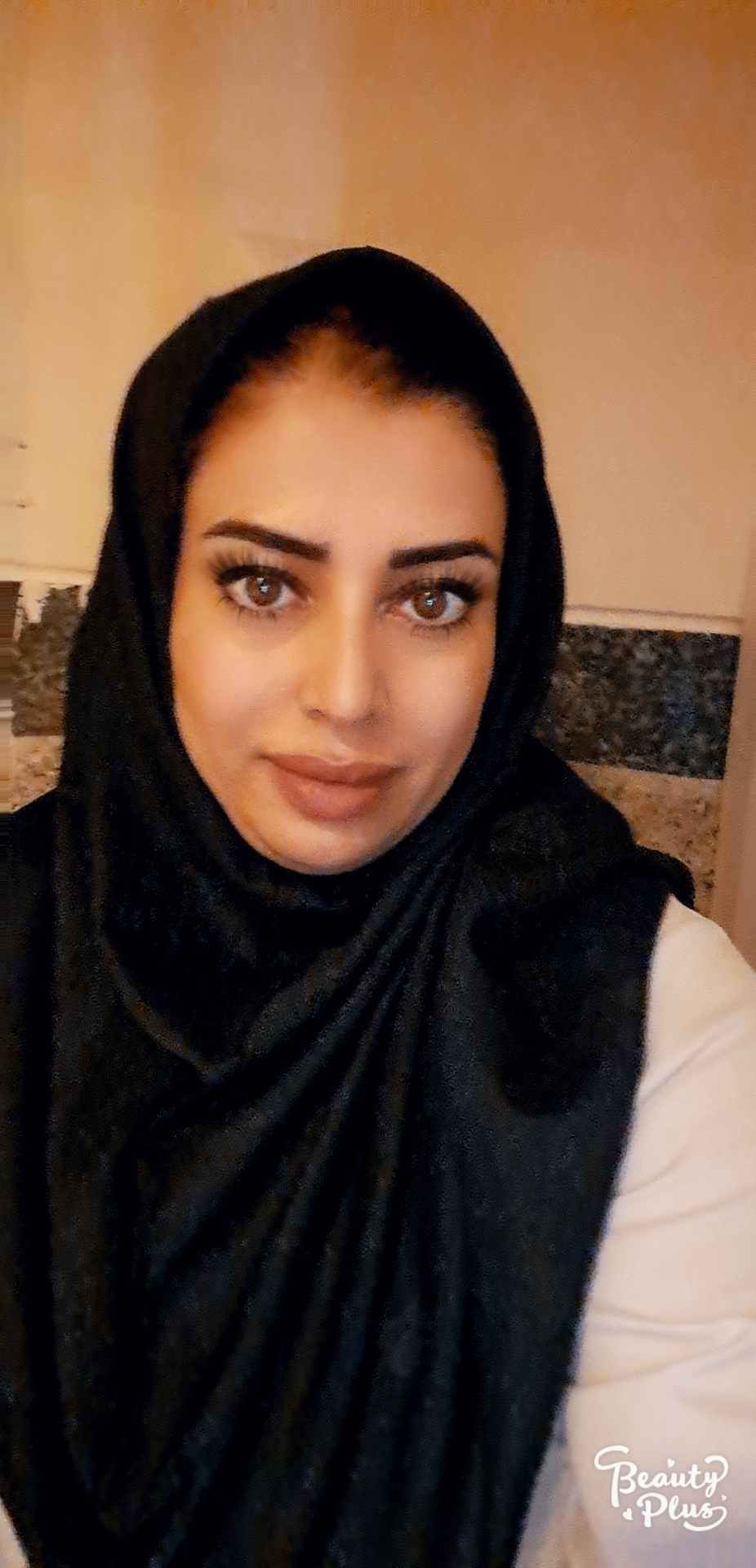 دکتر اکرم شریعتی