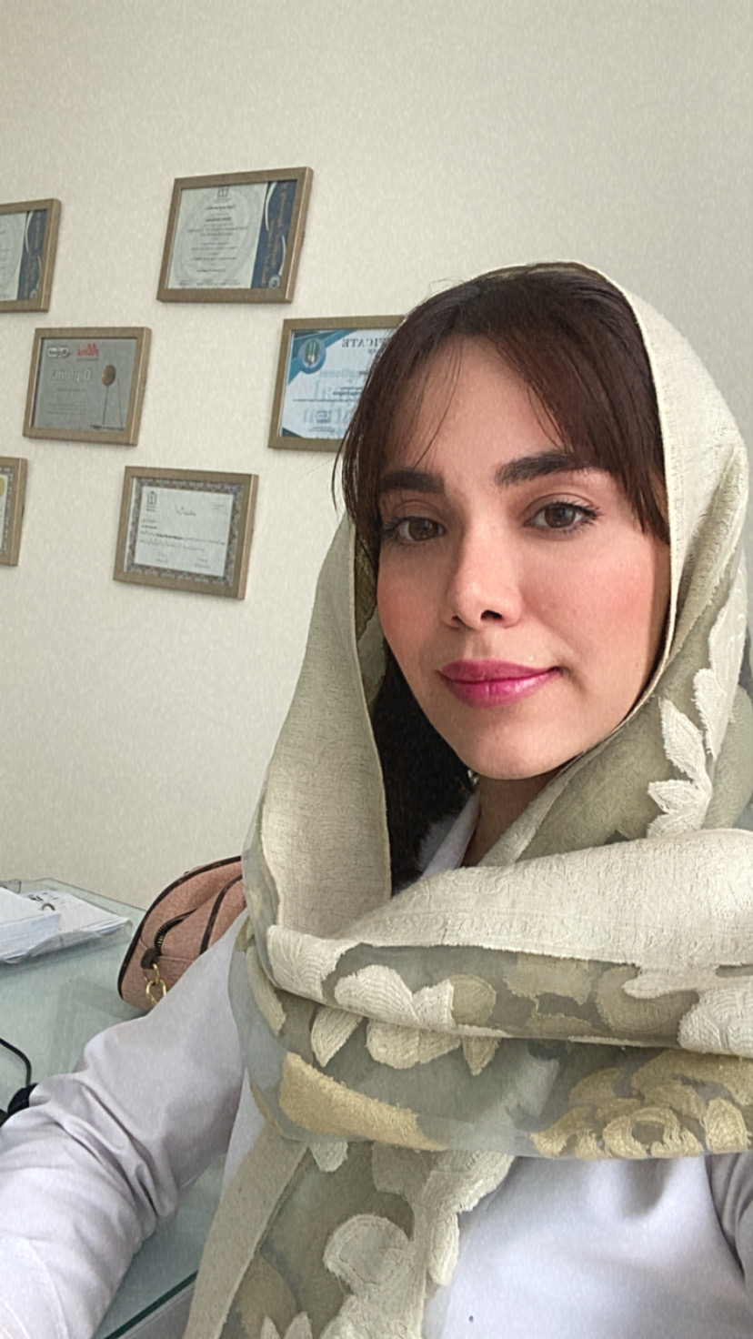 دکتر دکتر کیمیا قربانیان