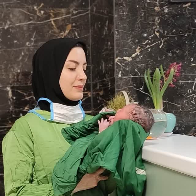 دکتر نفیسه آقابابائی