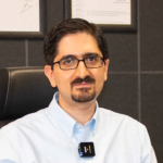 بابک گرایلی
