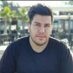 وحید آزادبخت
